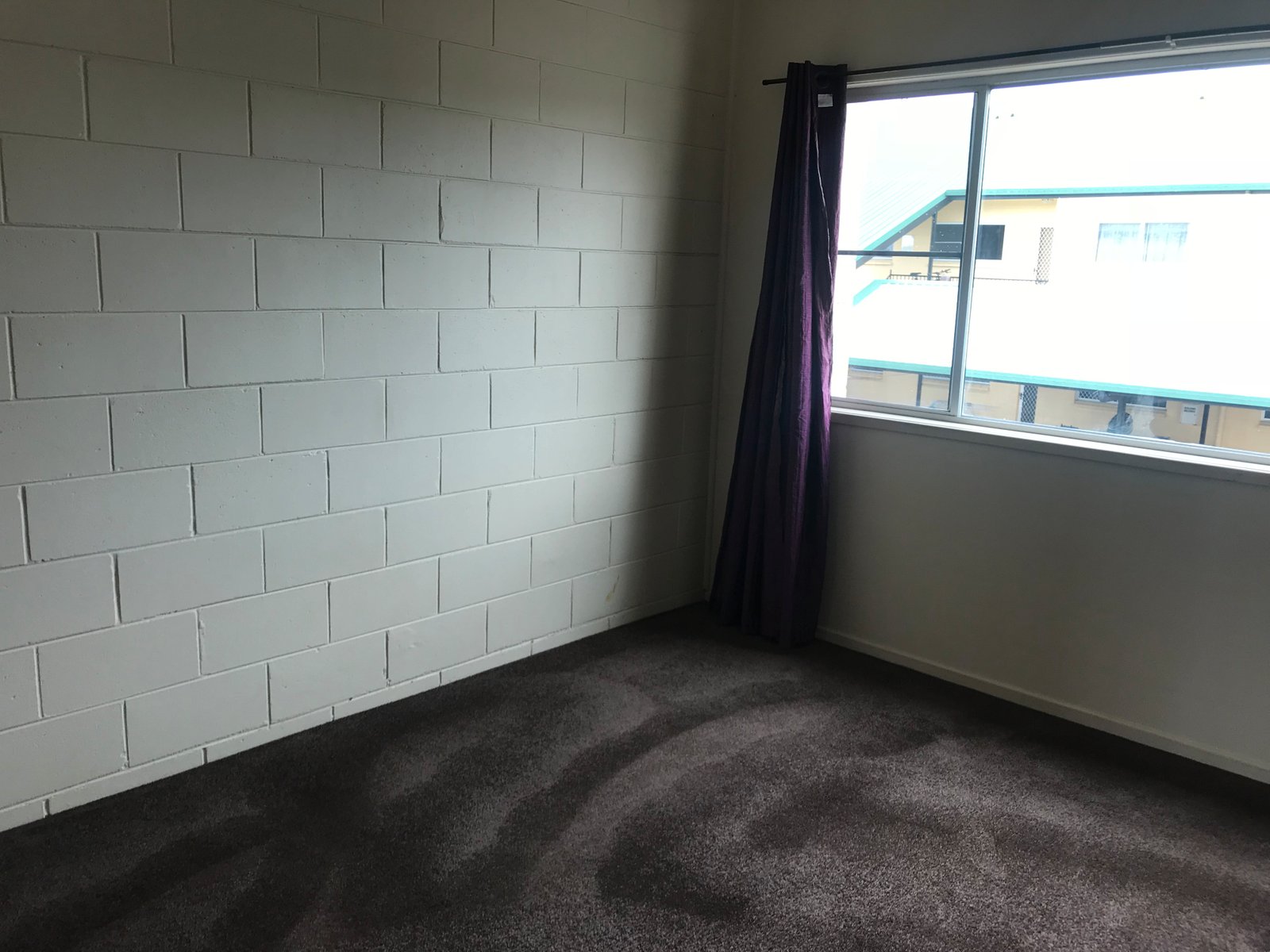 2/6 Robert Street PROSERPINE 2