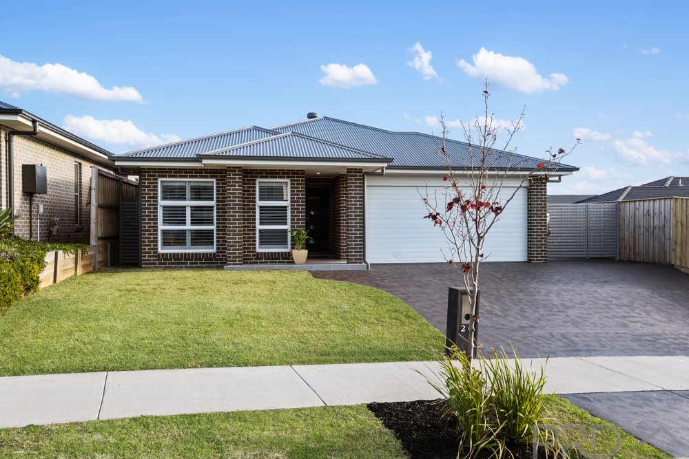 26 Rockmaster Street CHISHOLM 1