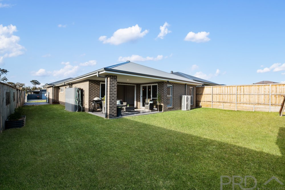 26 Rockmaster Street CHISHOLM 14