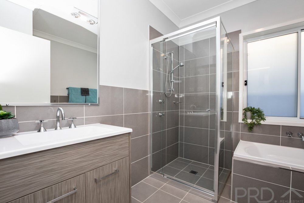 26 Rockmaster Street CHISHOLM 19