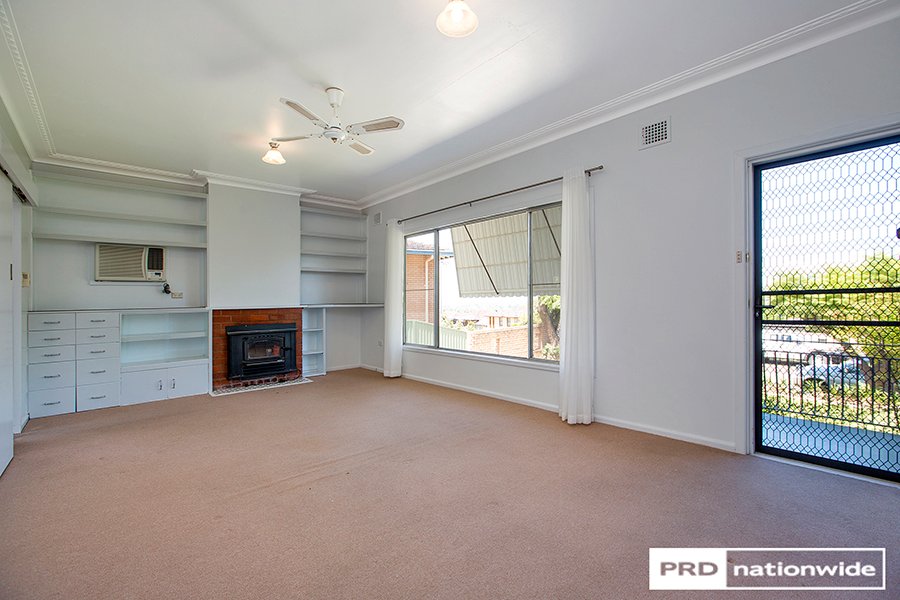 26 Rosedale Avenue TAMWORTH 5
