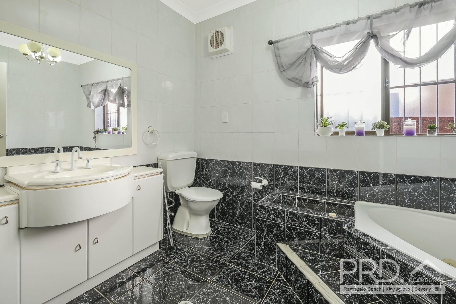 26 Roslyn Avenue BRIGHTON LE SANDS 12