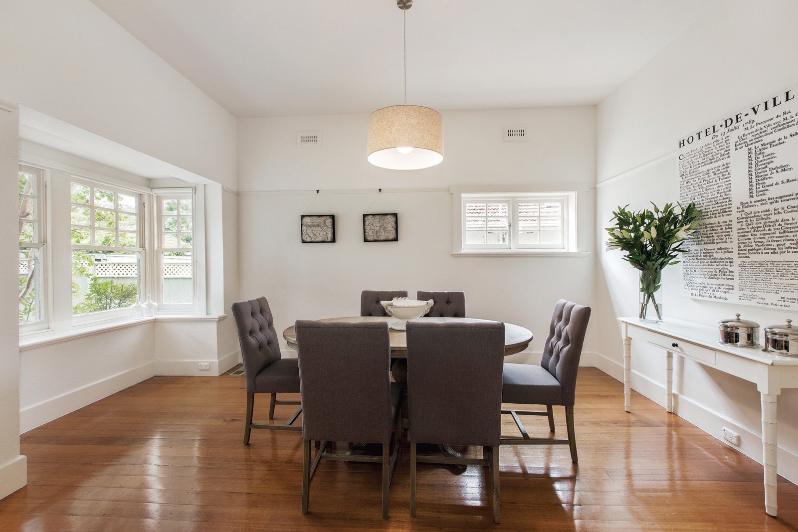 26 Salisbury Avenue, Mont Albert, VIC