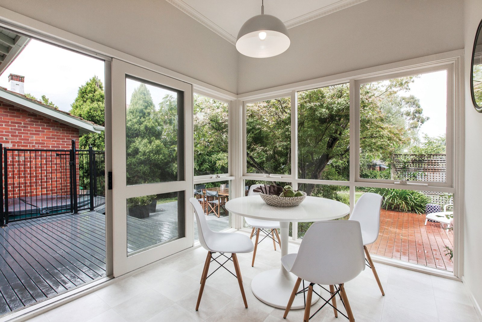 26 Salisbury Avenue, Mont Albert, VIC