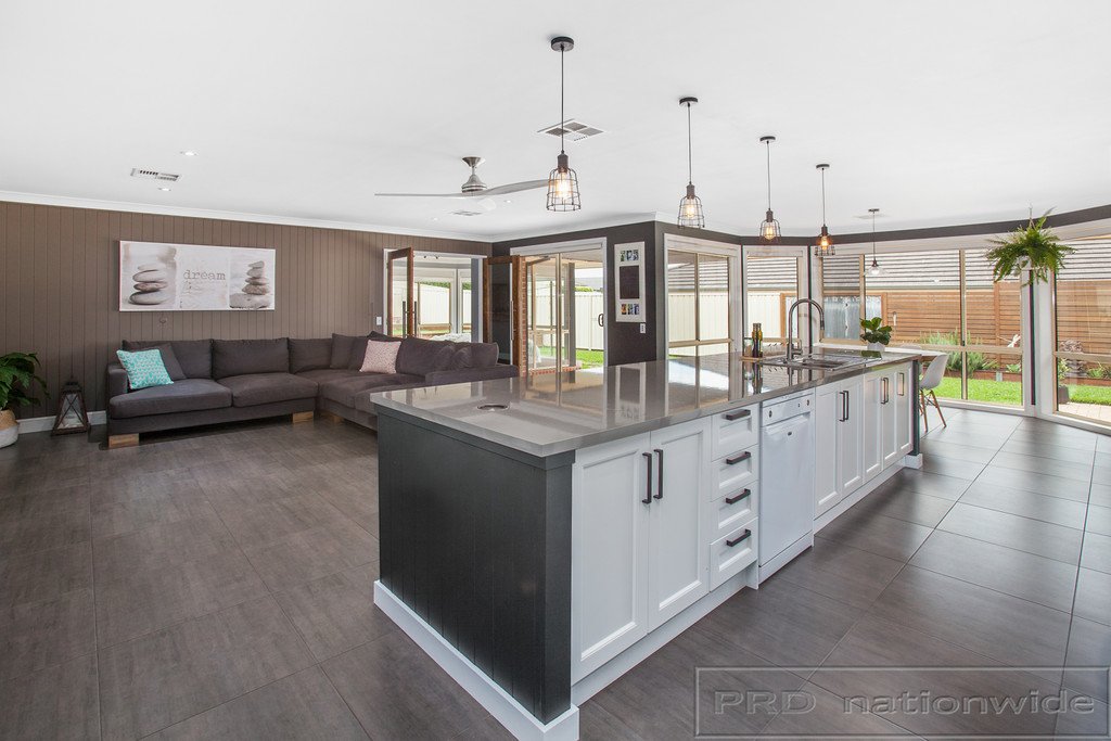 26 Sandalwood Avenue THORNTON 4