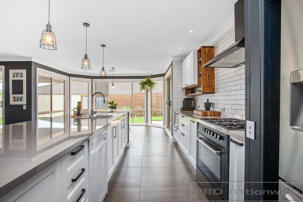 26 Sandalwood Avenue THORNTON 8