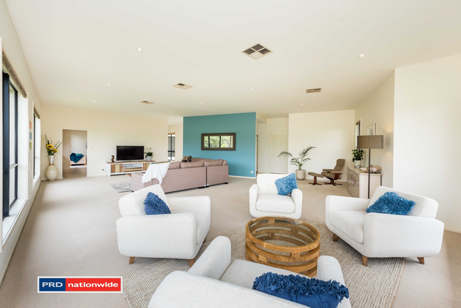 26 Sanderling Close SALAMANDER BAY 2