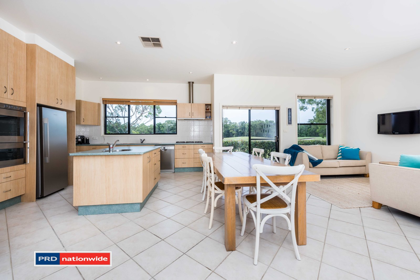 26 Sanderling Close SALAMANDER BAY 10