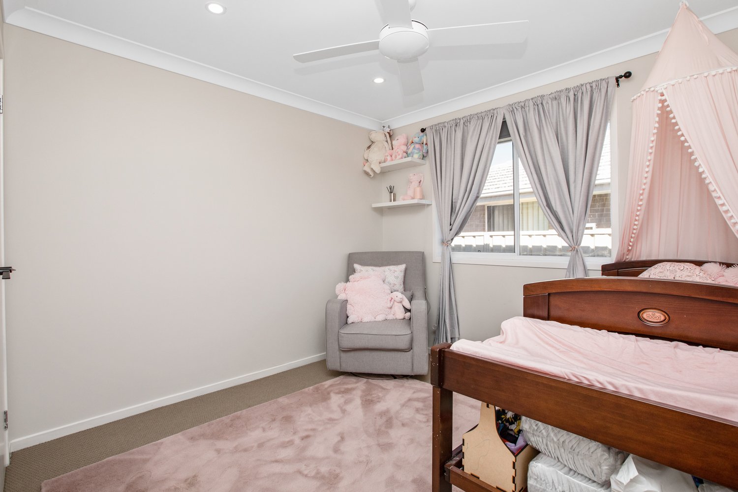 26 Sapphire Drive RUTHERFORD 19