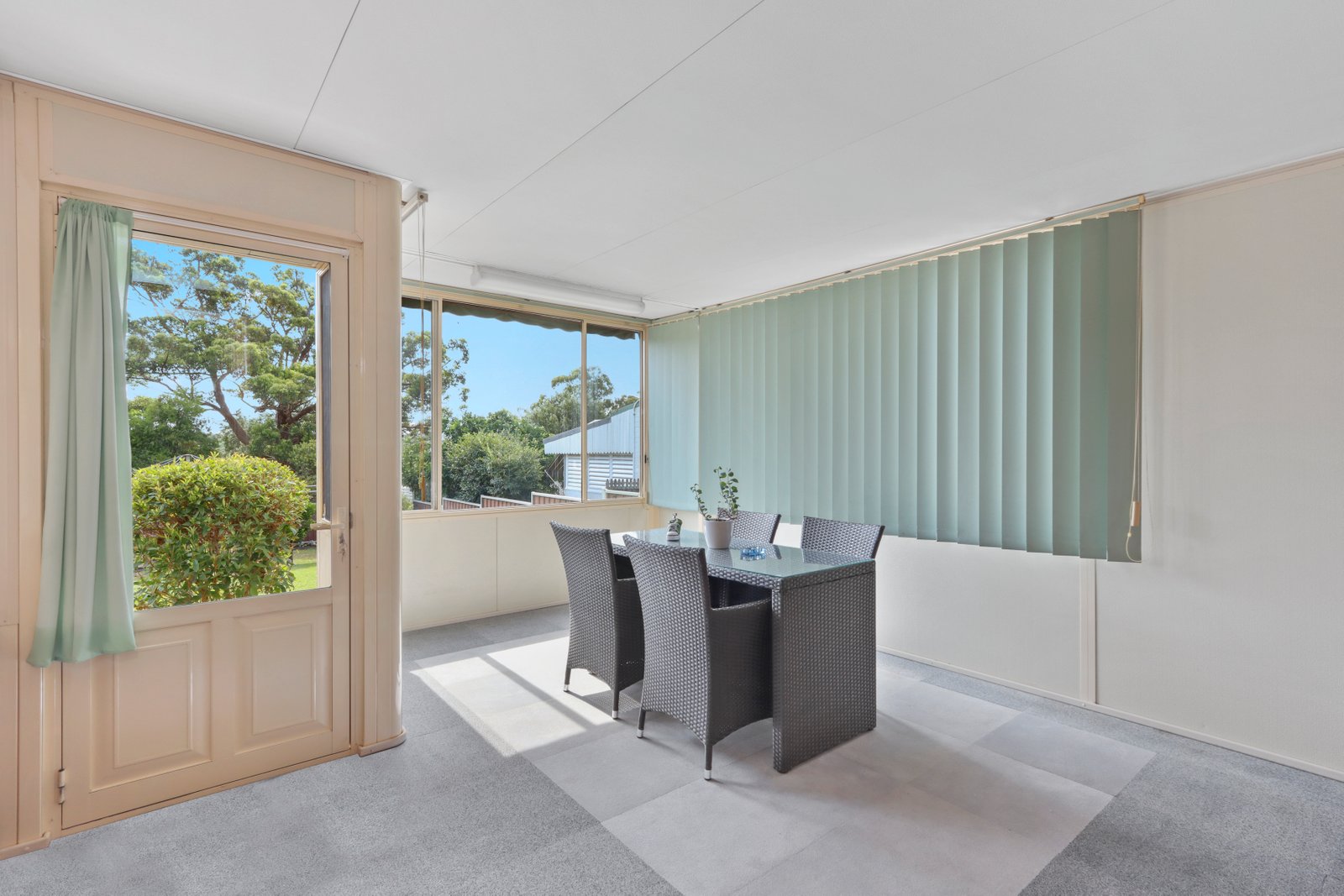 26 Seaforth Avenue OATLEY 6