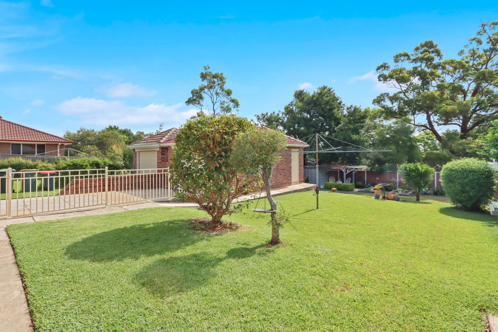 26 Seaforth Avenue OATLEY 7