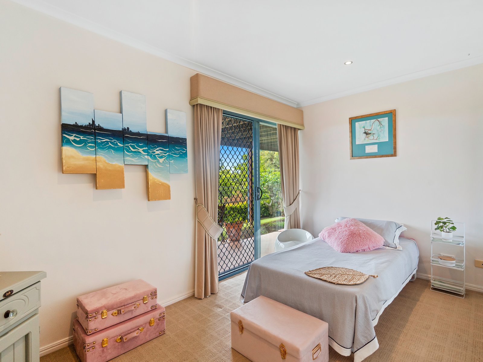 26 Seaview Parade ELANORA 19