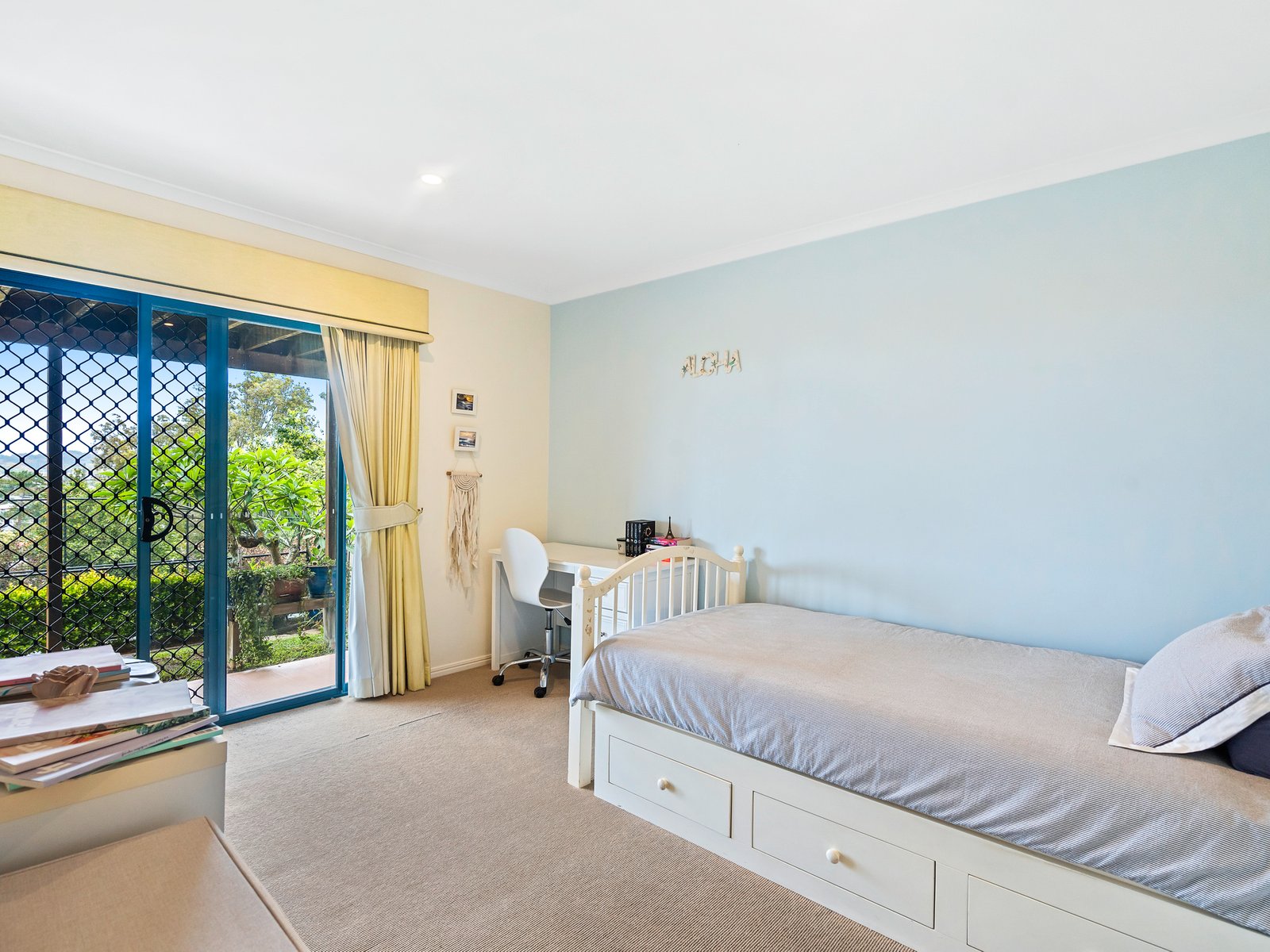 26 Seaview Parade ELANORA 21