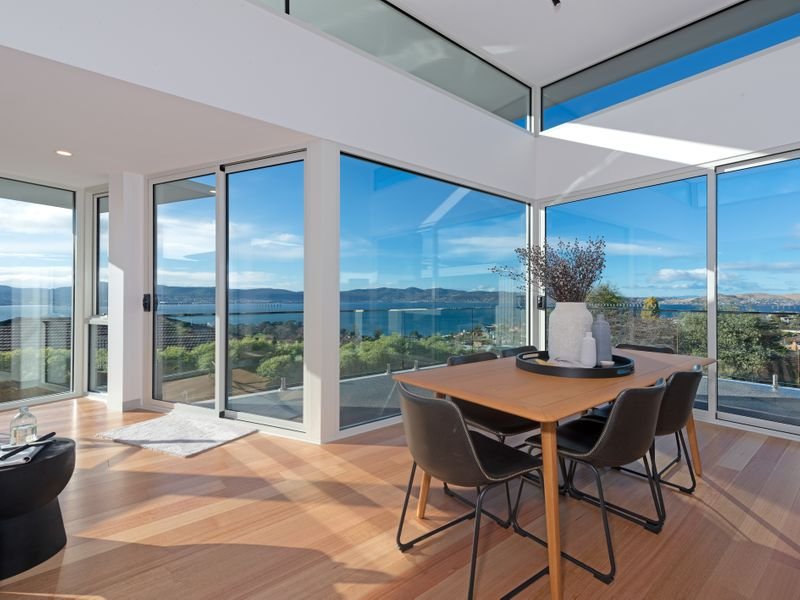 26 Shepherd Street SANDY BAY 8