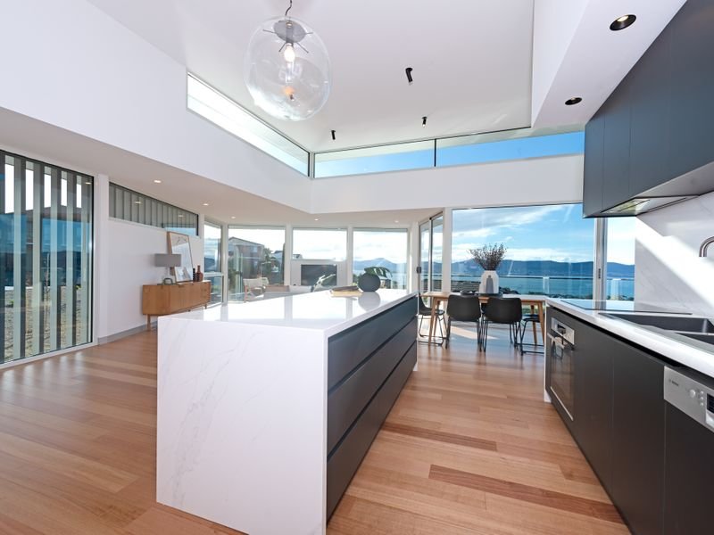 26 Shepherd Street SANDY BAY 11