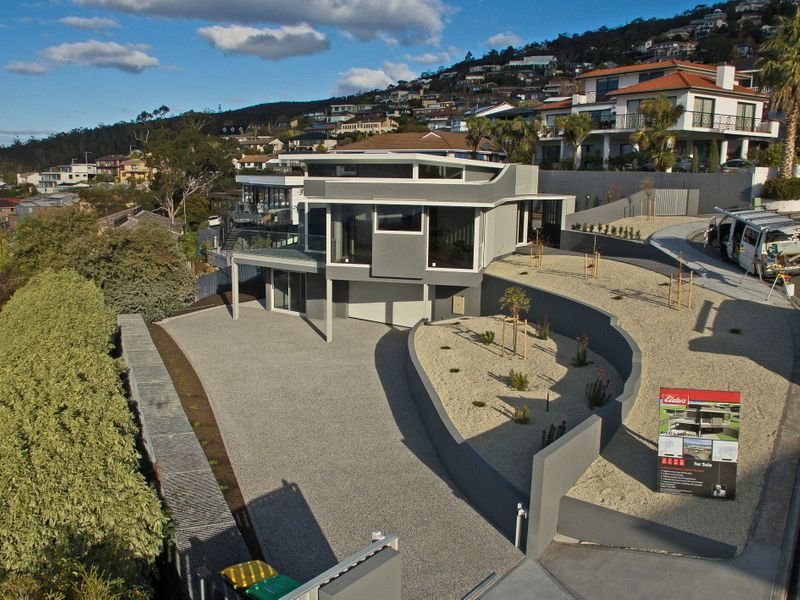 26 Shepherd Street SANDY BAY 23