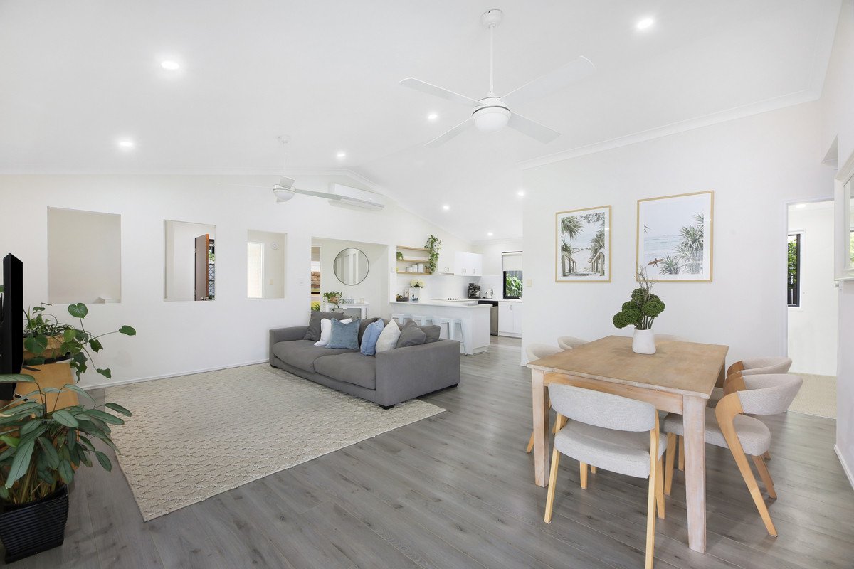 26 Sirec Way BURLEIGH HEADS 8