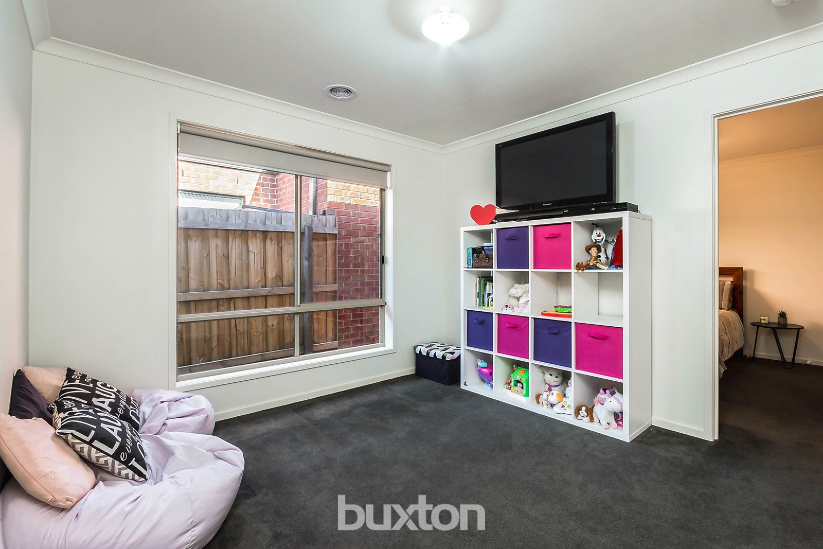 Gallery: 26 Sirrom Crescent