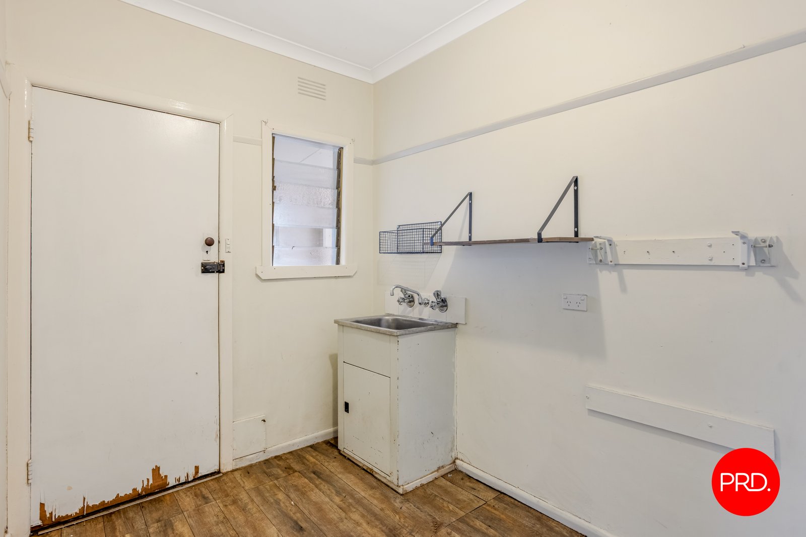 26 Sparrowhawk Road LONG GULLY 11