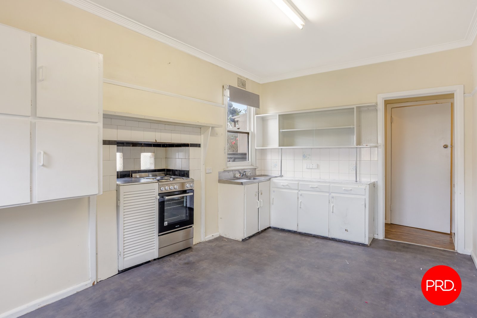 26 Sparrowhawk Road LONG GULLY 14