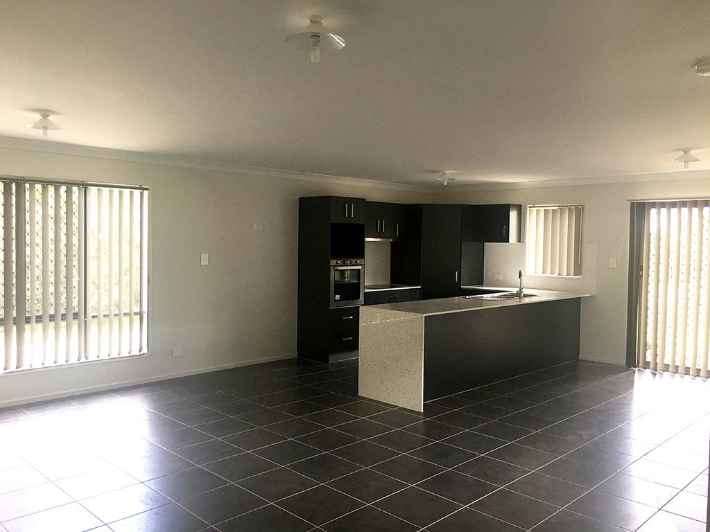 26 STANAWAY Place BELLBOWRIE 8