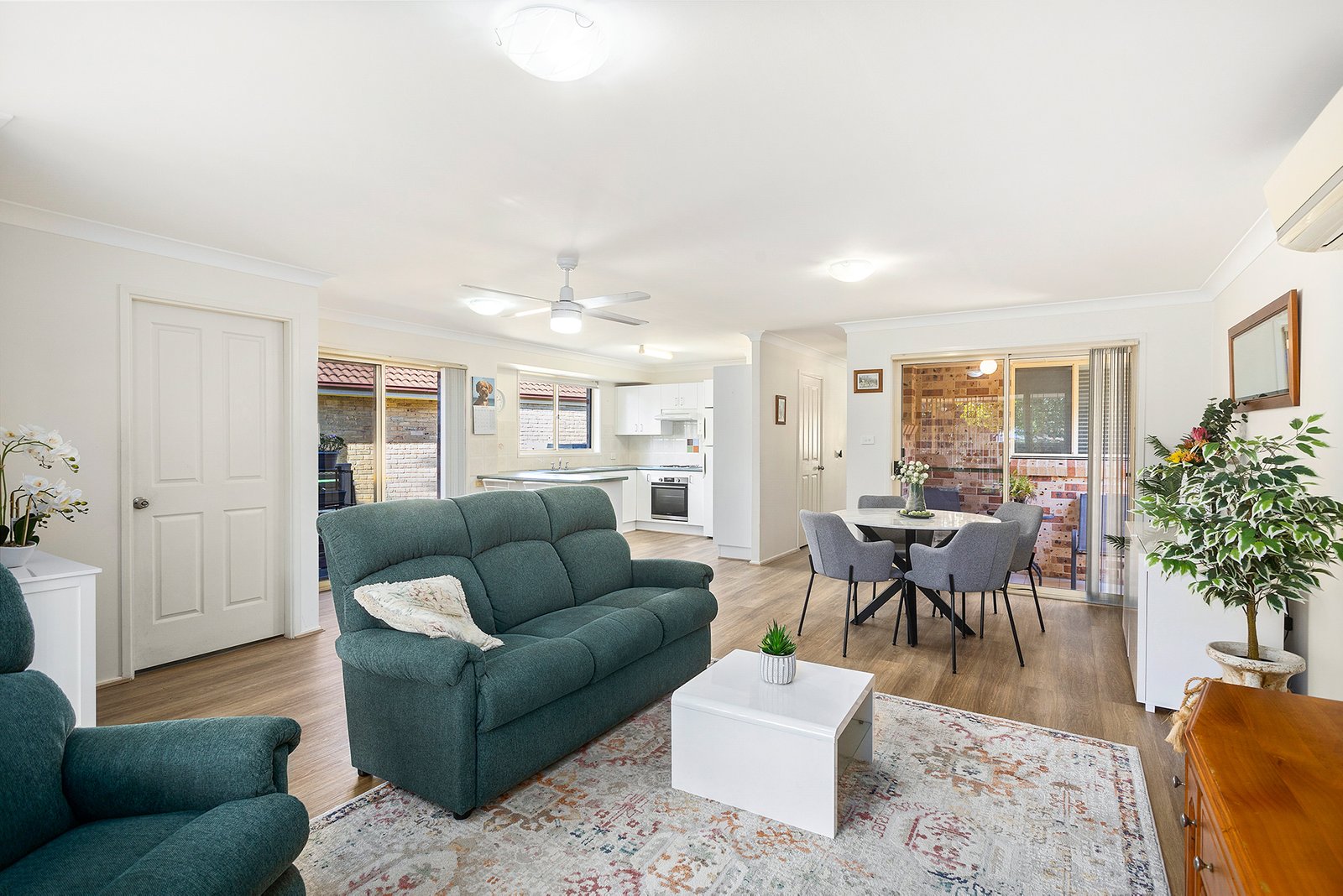 26 Stanthorpe Drive KANAHOOKA 4