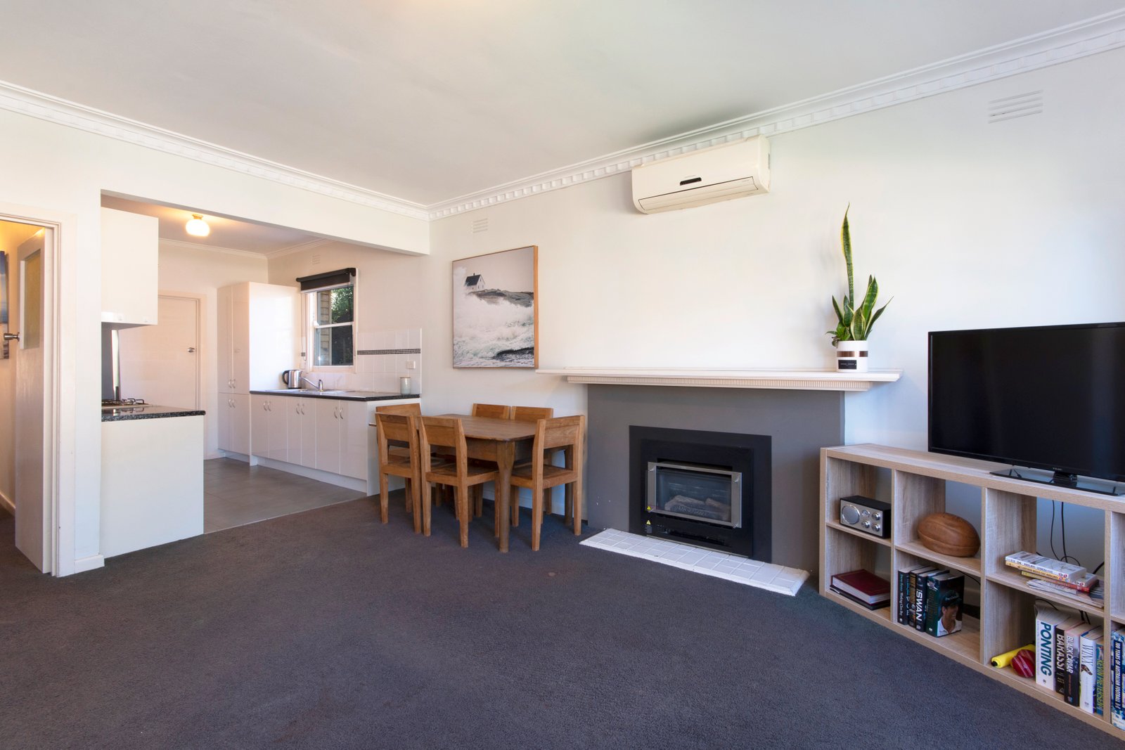 Gallery: 2/6 Strachan Avenue