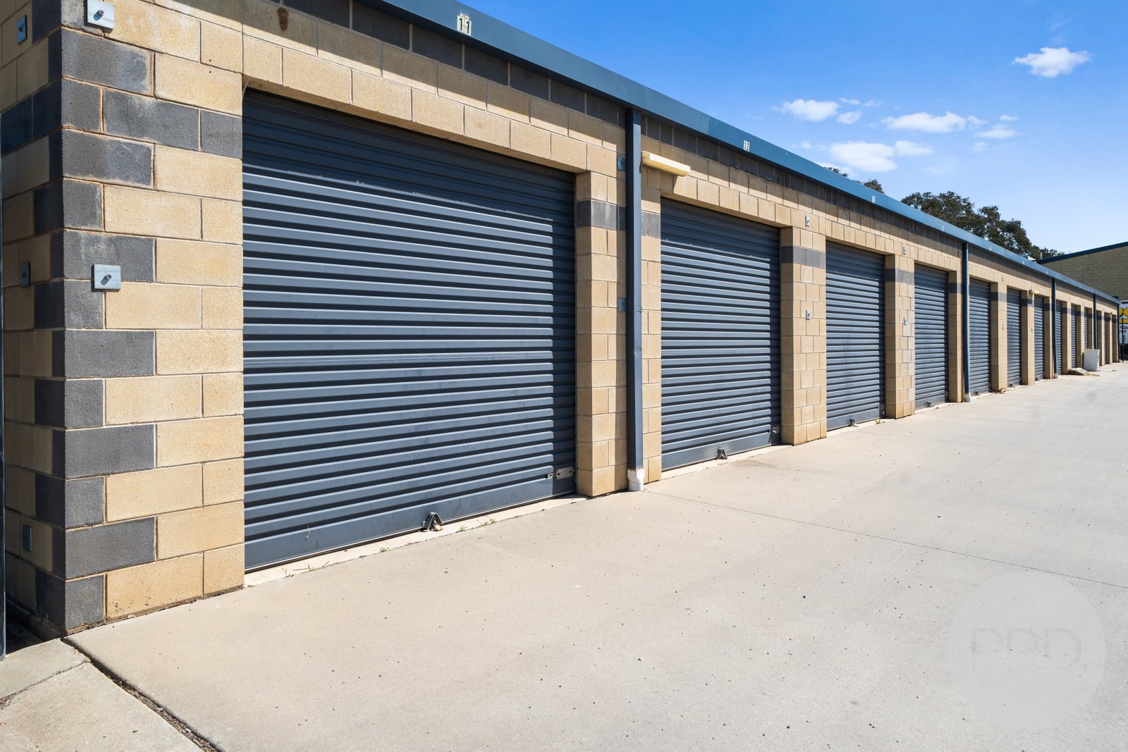 26 Stuart Road WAGGA WAGGA 3