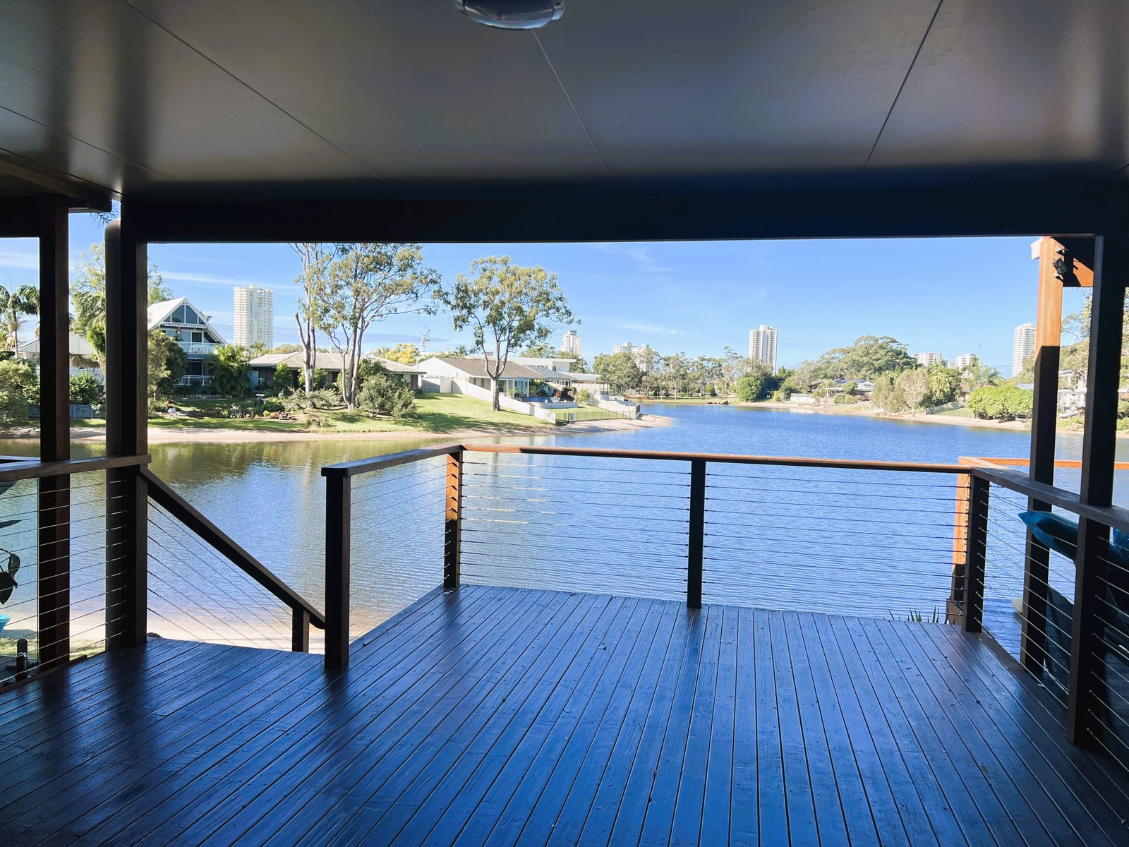 2/6 Sunbird Street BURLEIGH WATERS 9