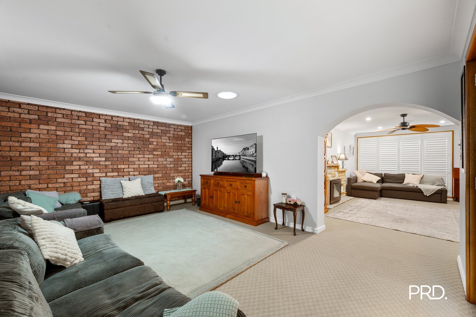 26 Sunset Ave  South Penrith 9