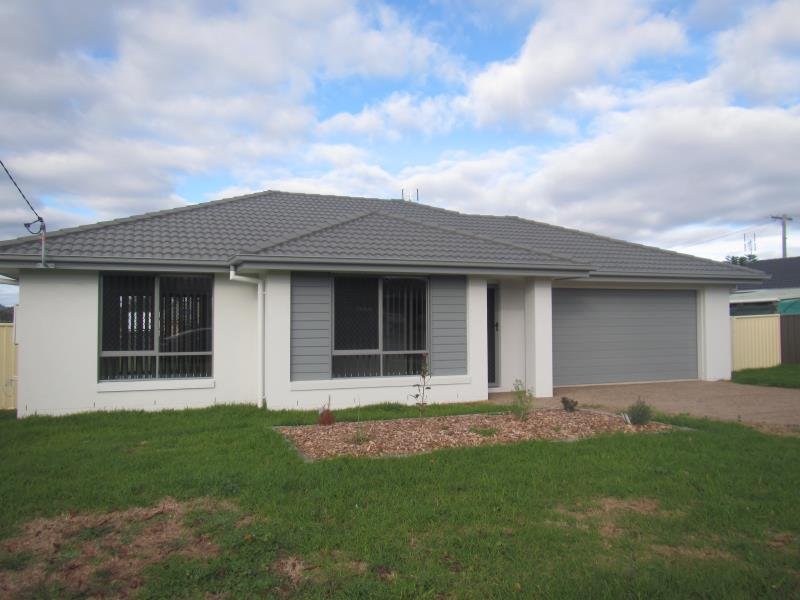 26 Susan Street TAMWORTH 1