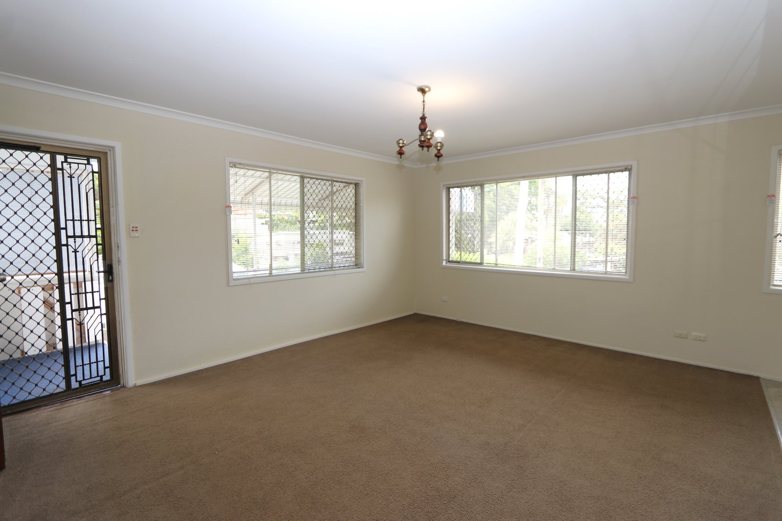 26 Susanne Street SOUTHPORT 4