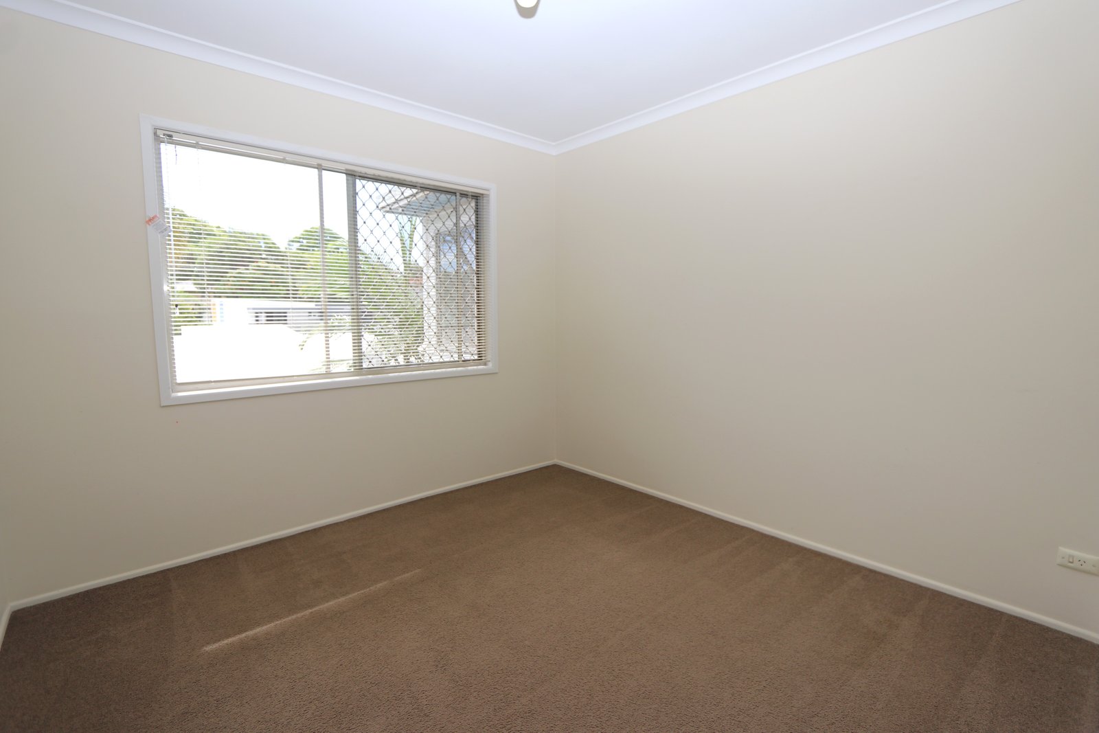 26 Susanne Street SOUTHPORT 10