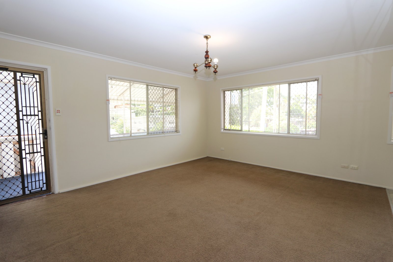 26 Susanne Street SOUTHPORT 12