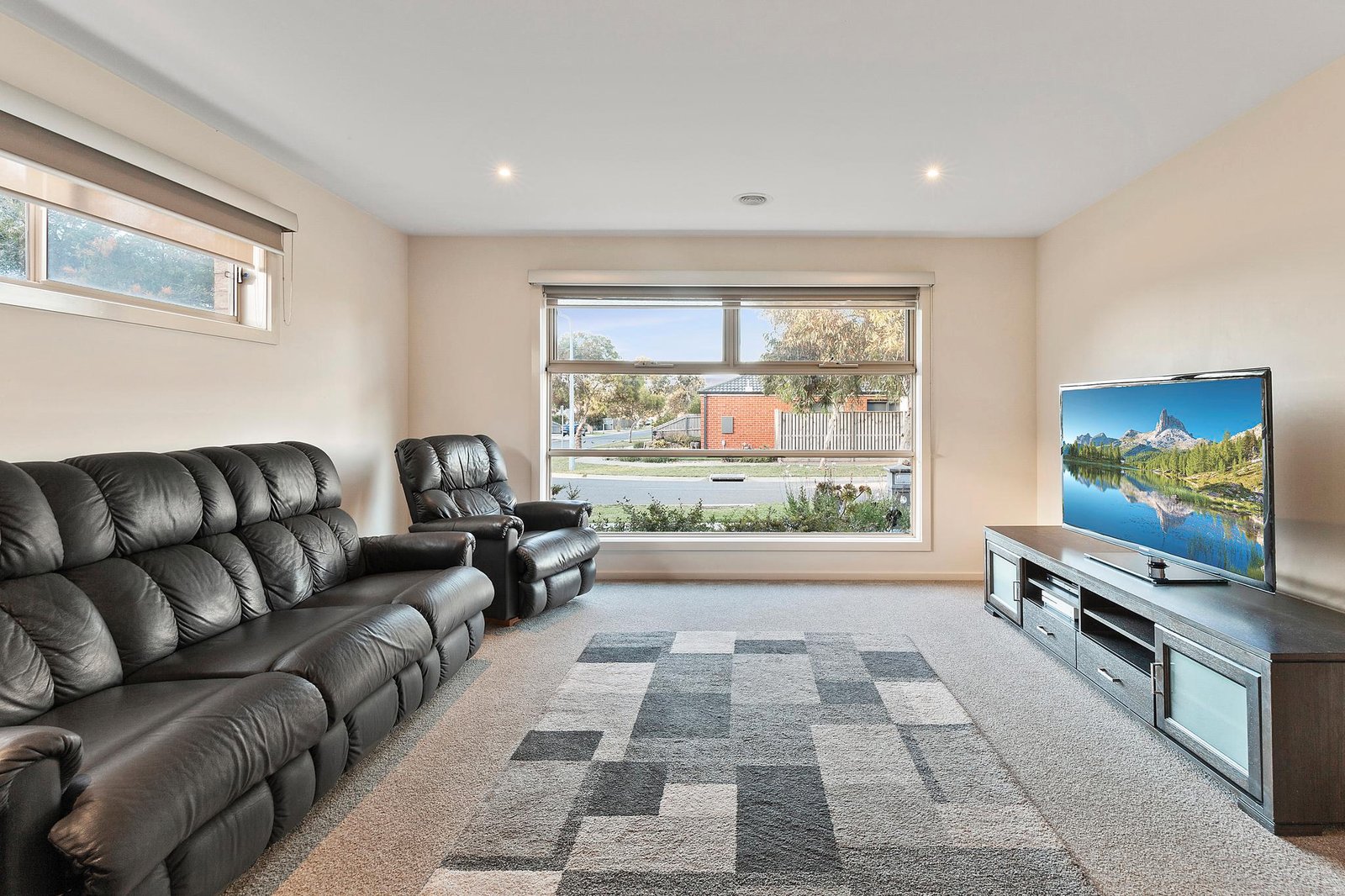 Gallery: 26 Swamphen Drive