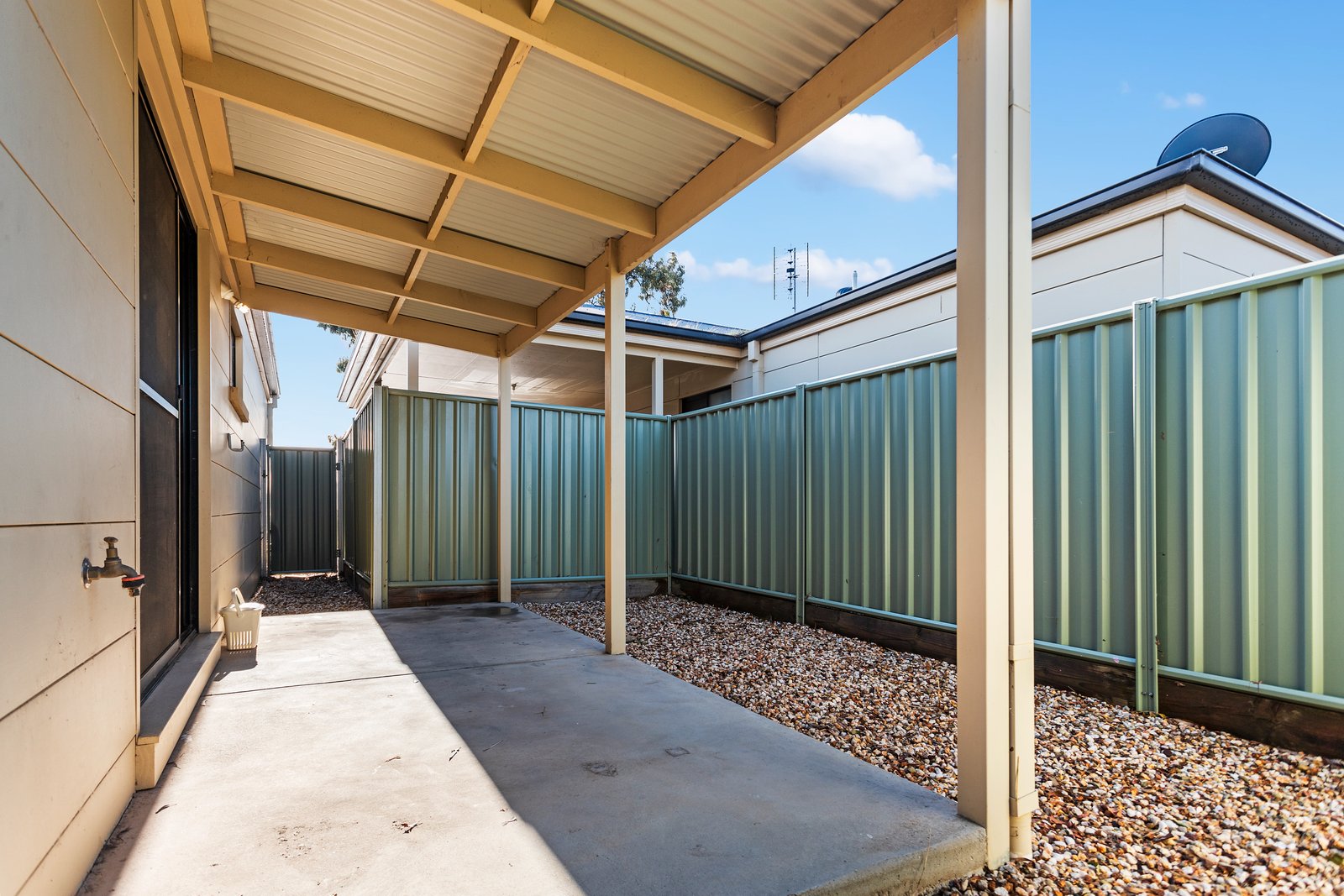 2/6 Tambour Heights GOLDEN SQUARE 9