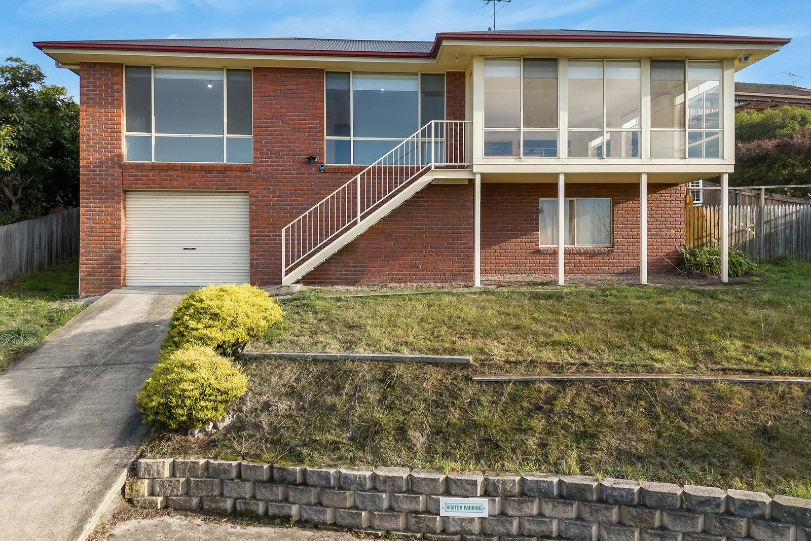 2/6 Taree Street BERRIEDALE 1