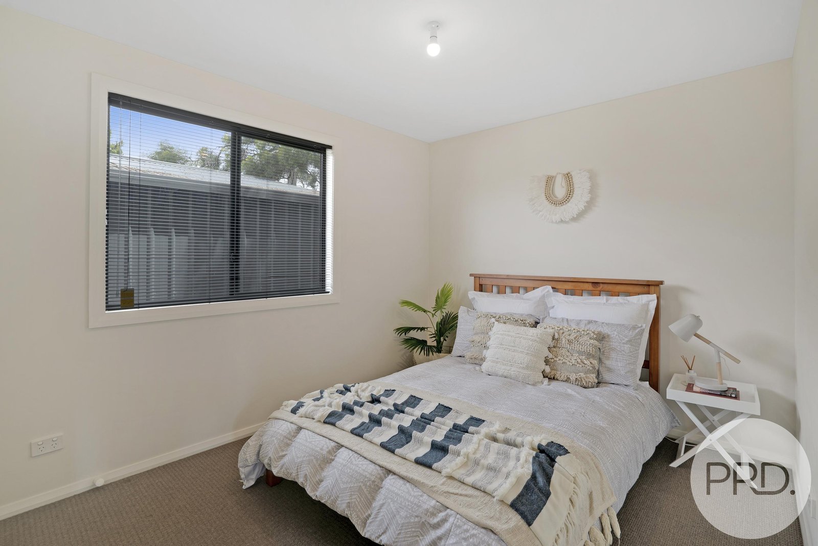 26 Tenth Avenue WEST MOONAH 14