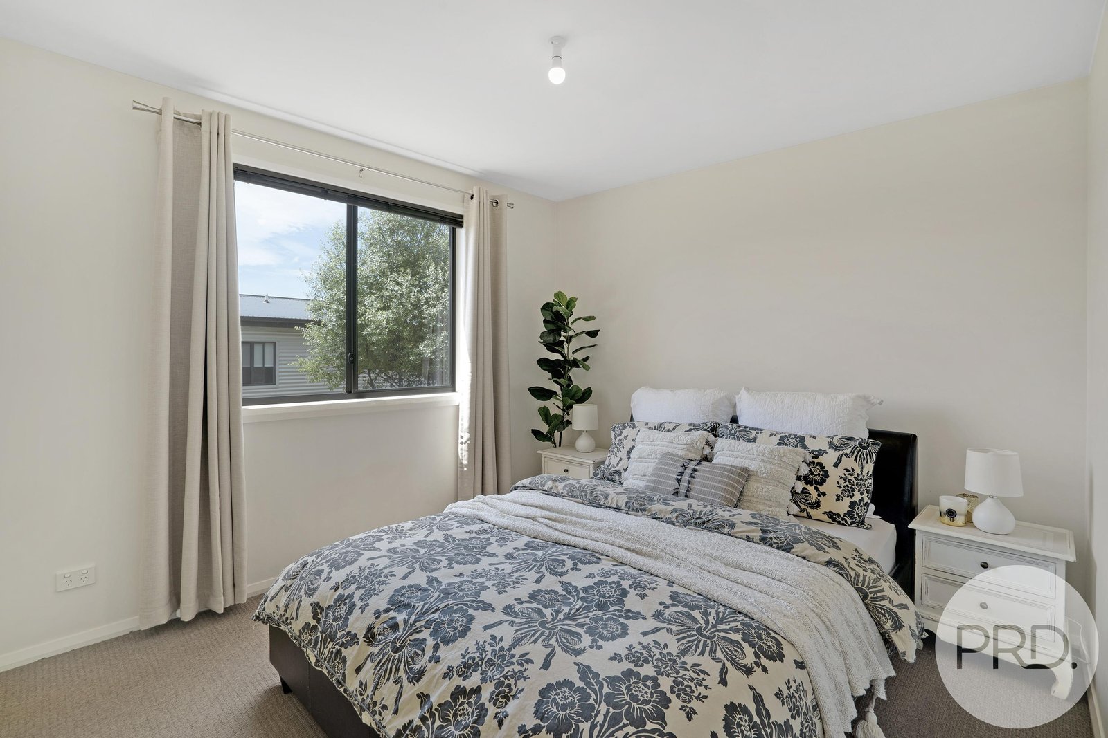 26 Tenth Avenue WEST MOONAH 17