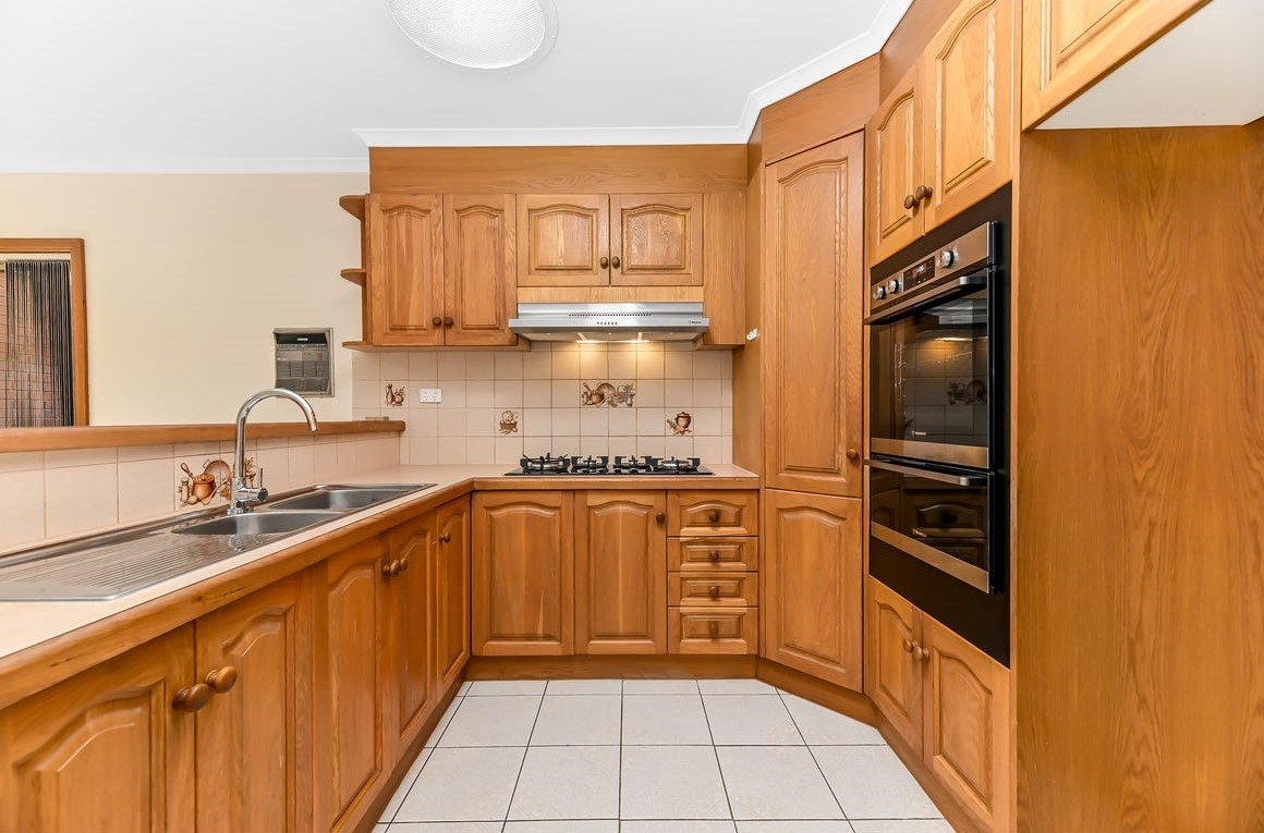 Gallery: 2/6 Tourmaline Crescent