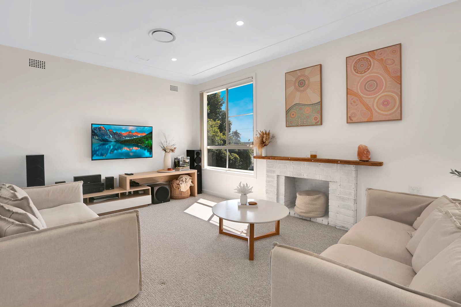 26 Tresnan Street UNANDERRA 4