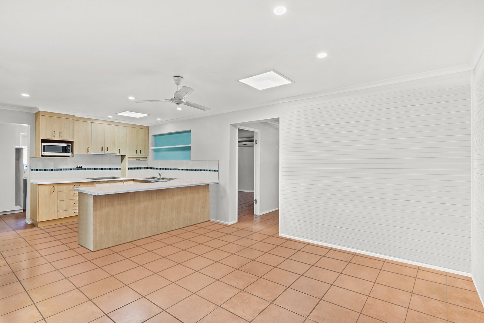 26 Tropic Road CANNONVALE 7