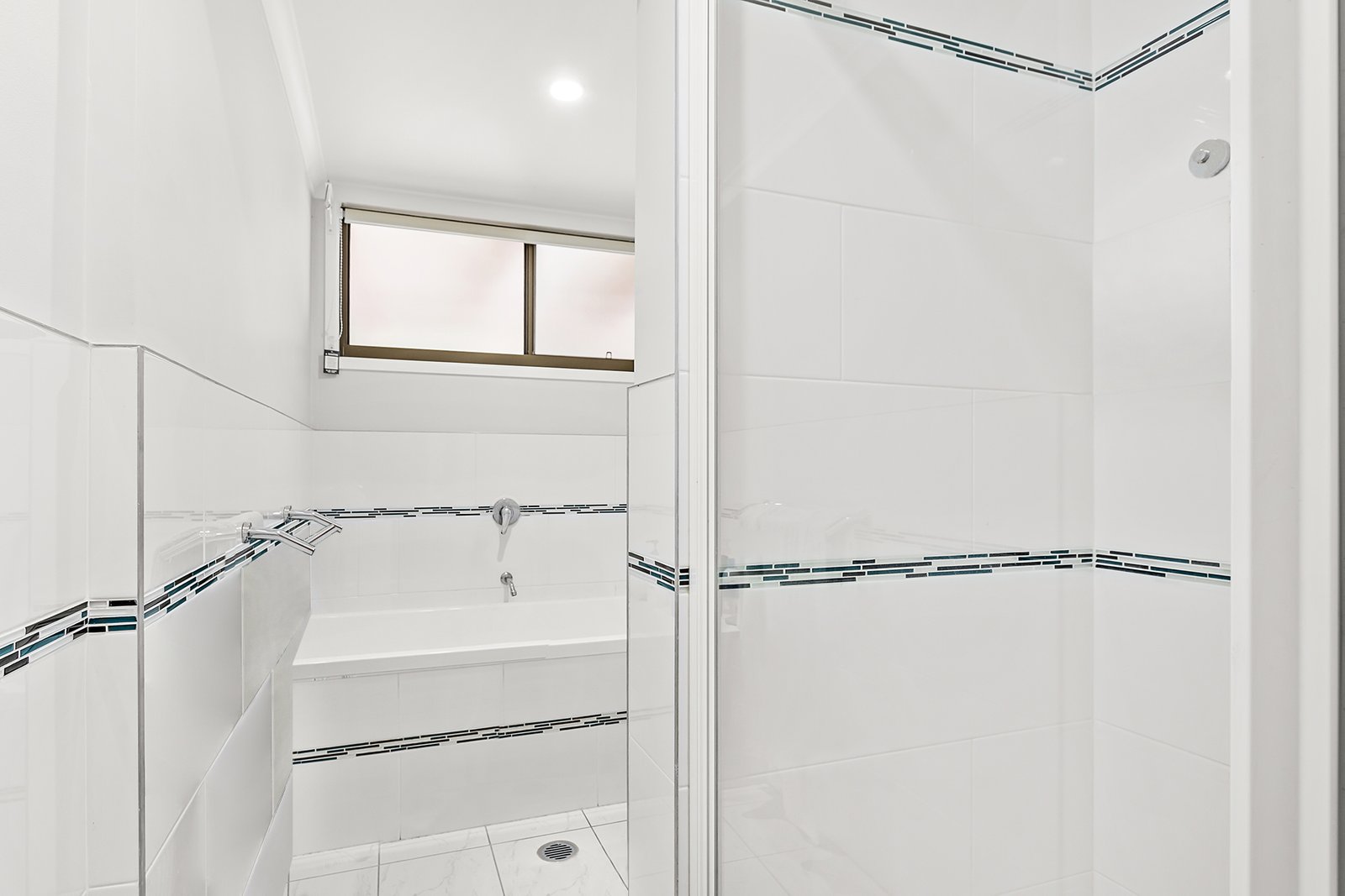 26 Tropic Road CANNONVALE 15