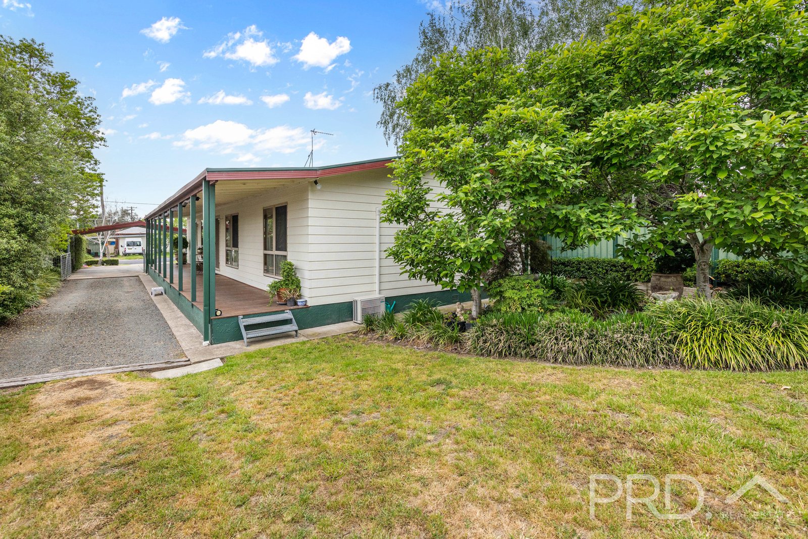 26 Tumut Street TUMUT 15