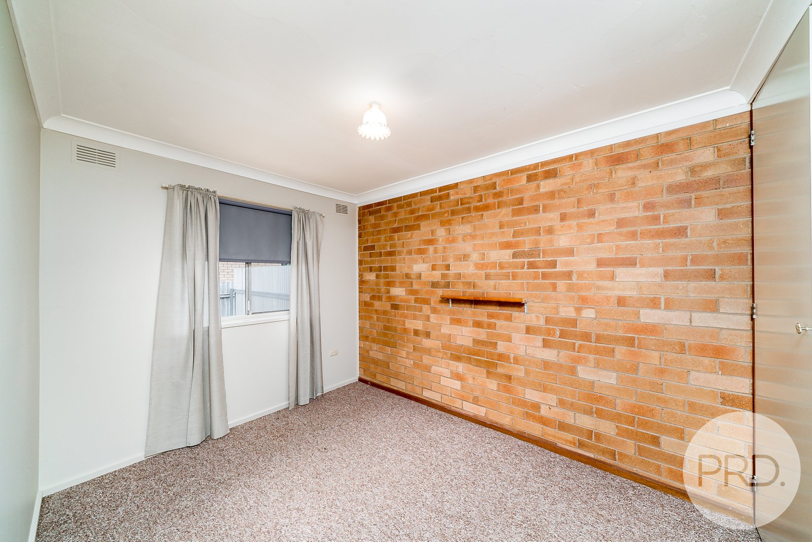 2/6 Veale Street ASHMONT 7
