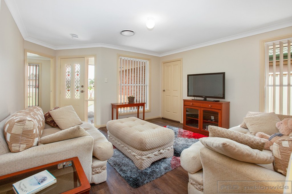 2/6 Wakefield Crescent RAWORTH 3