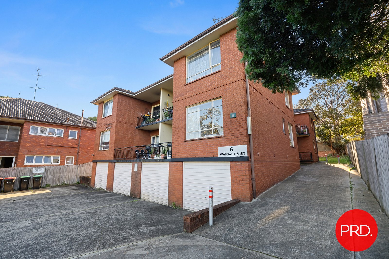 2/6 Warialda Street KOGARAH 6
