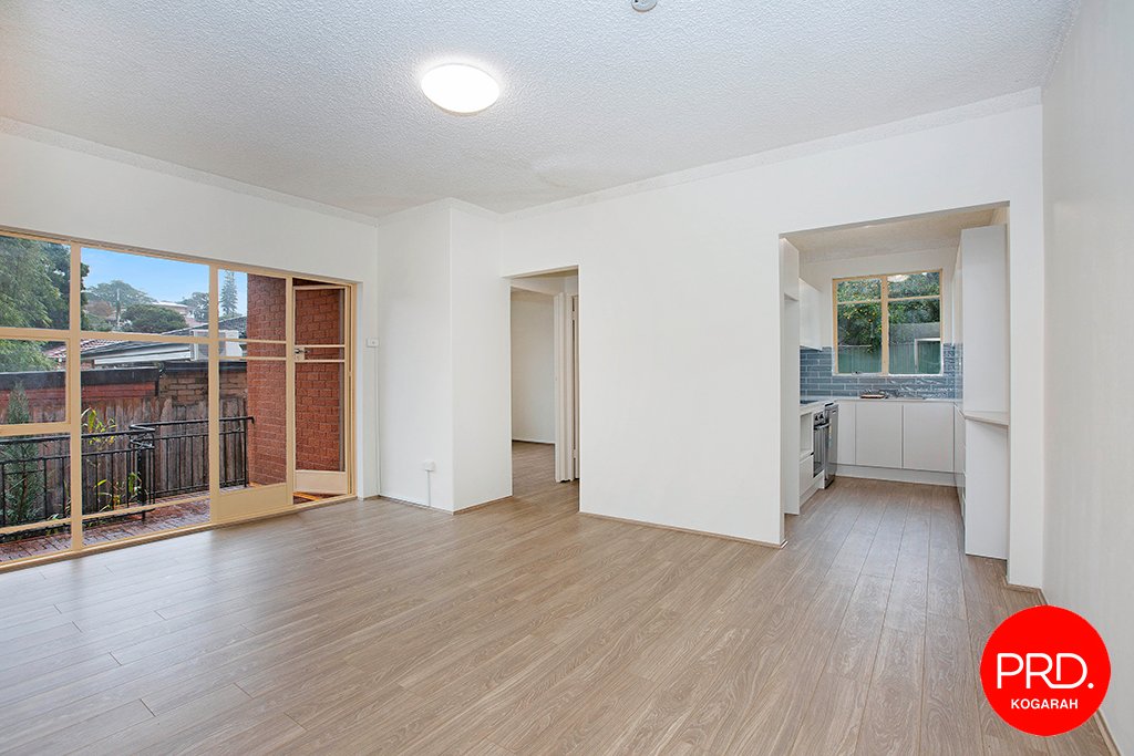 2/6 Warialda Street KOGARAH 2