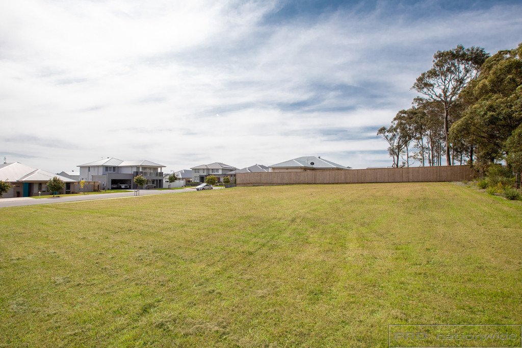 26 Watervale Circuit CHISHOLM 4
