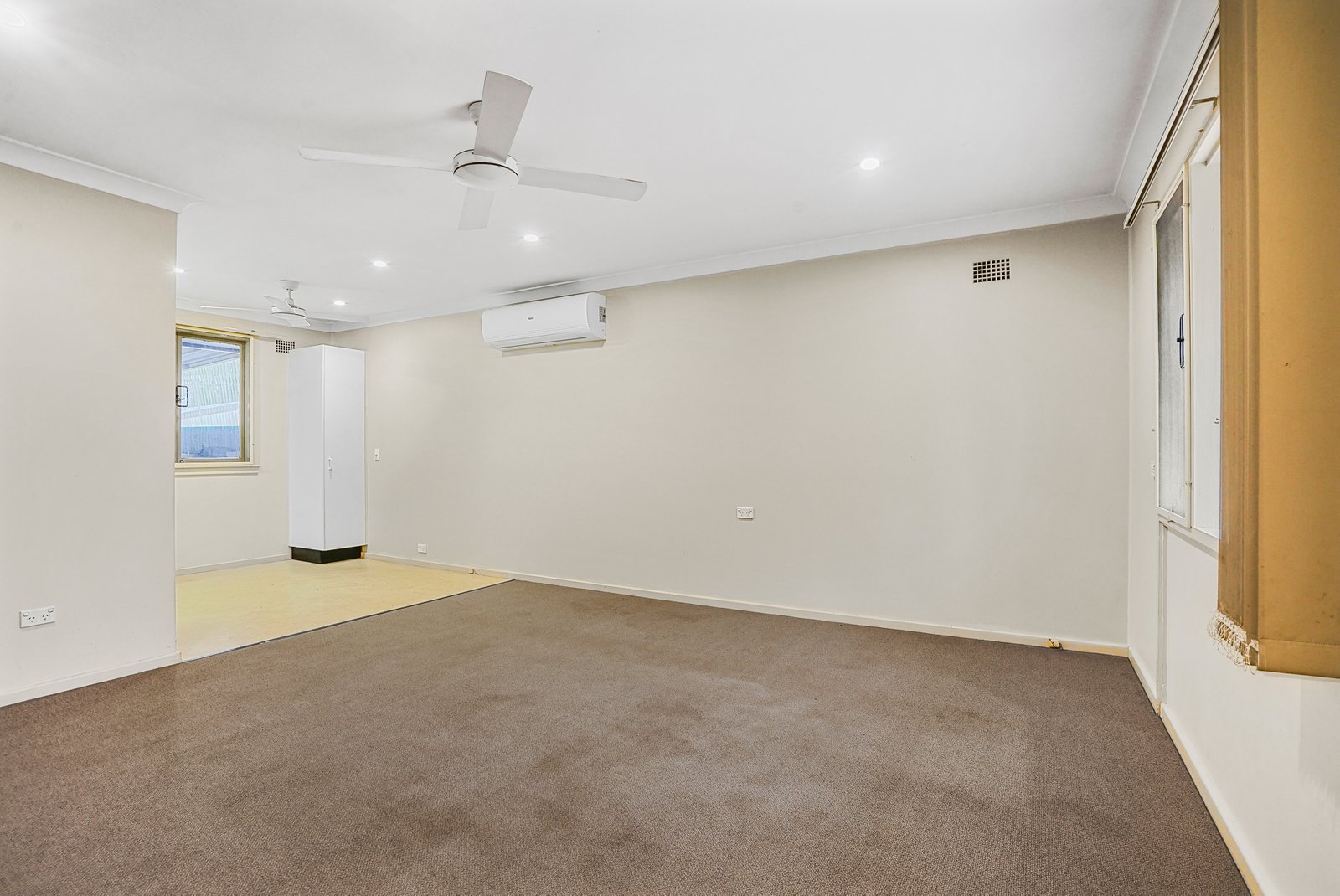 26 Weber Crescent EMERTON 3